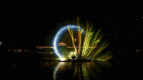 ҹ�g�����˚��ո�C����ˮĻͶӰ��!