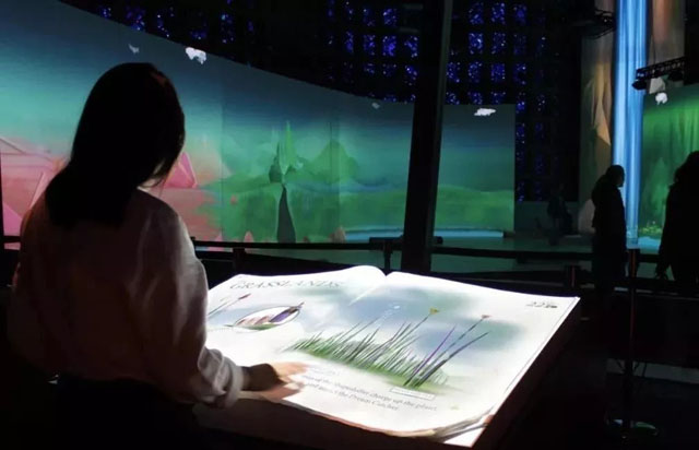 紐約科學(xué)館的電子翻書互動生態(tài)系統(tǒng)